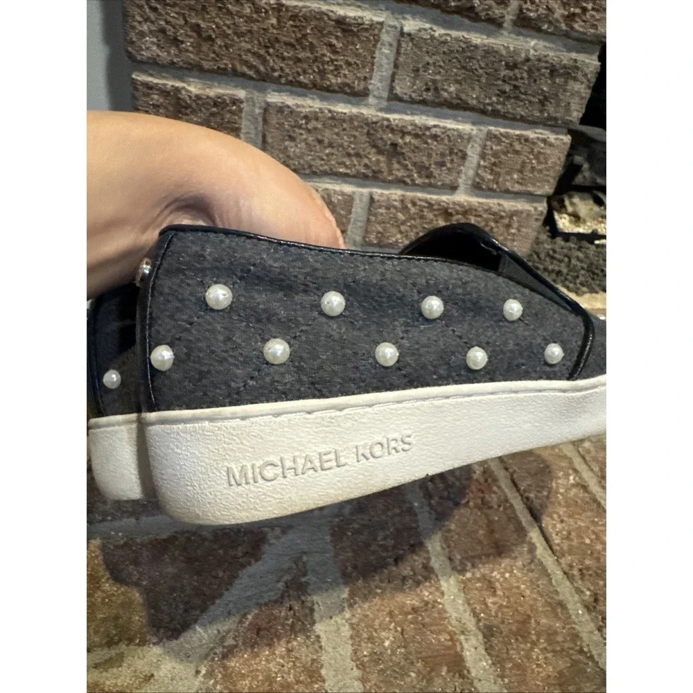 Michael‎ Kors Keaton Embellished Slip On Shoes Size 7.5M Gray With Pearls #131